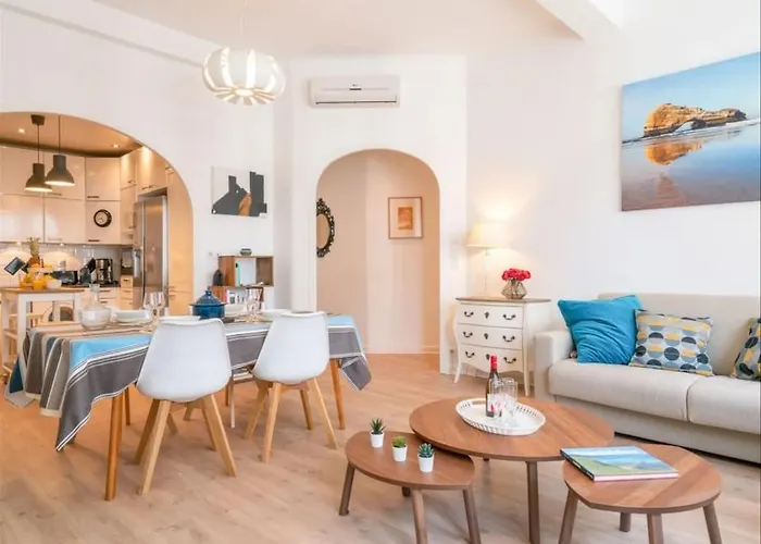 - Grande - Luxueux Pied A Terre Daire